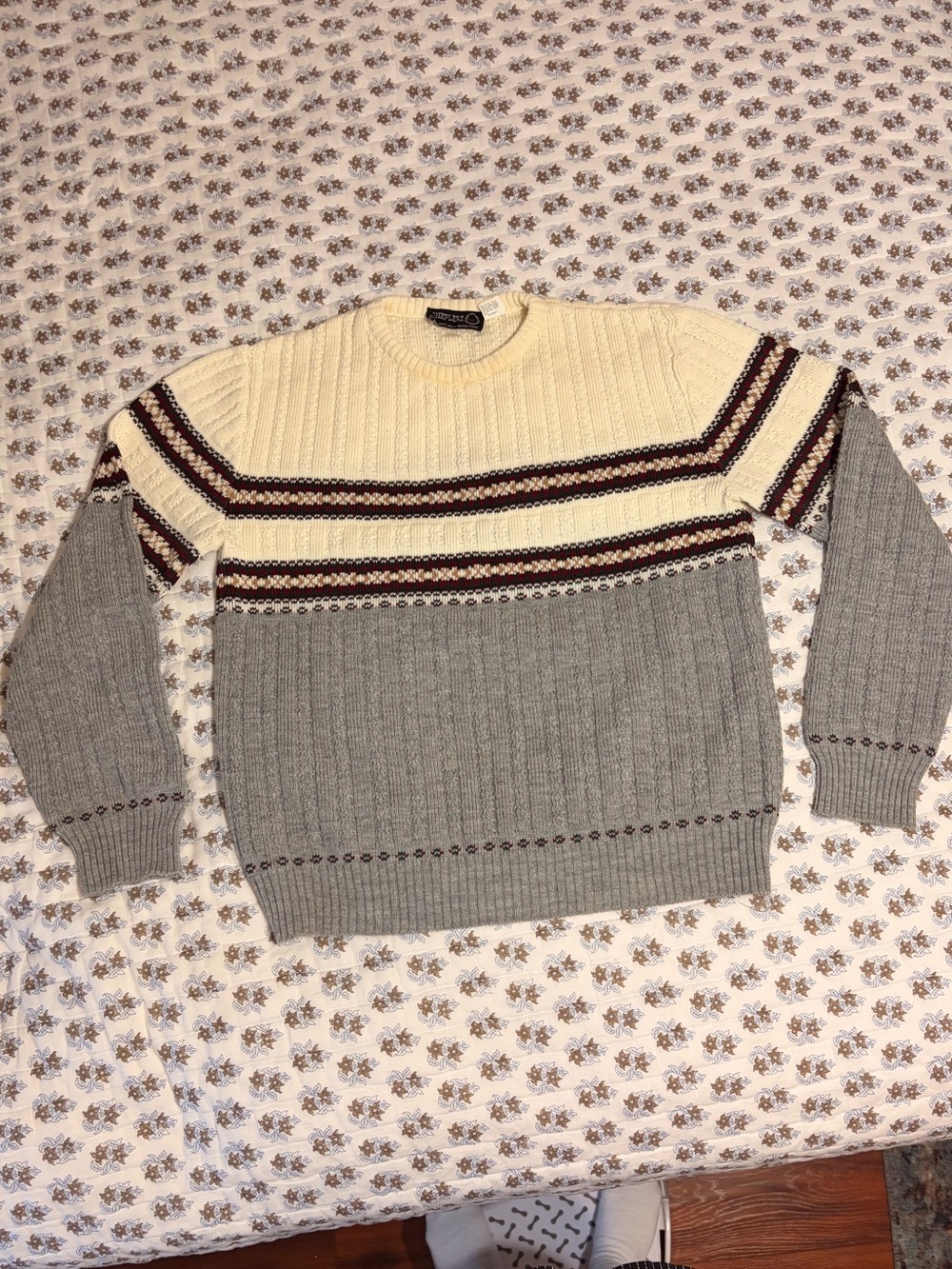 Men's large Two-Tone Cable Knit Sweater with Fair Isle Detail